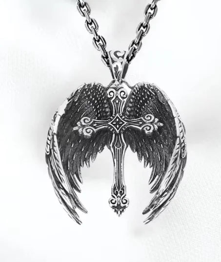 💎 Vintage Necklace with Angel Wings and Cross — Unisex (Men and Women)
