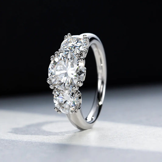 💎 5 Carat D Color Moissanite Sanshi Ring — Modern Elegance and Timeless Luxury