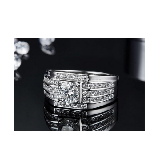 Мужское кольцо из стерлингового серебра SСеребро 925 пробы с инкрустацией муассанитом 1 карат