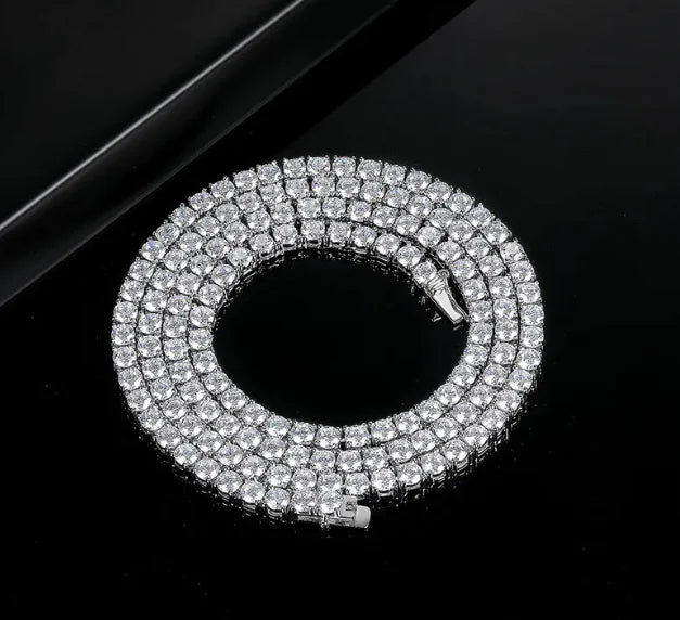 Ожерелье с четырьмя когтями из серебра 925 пробы