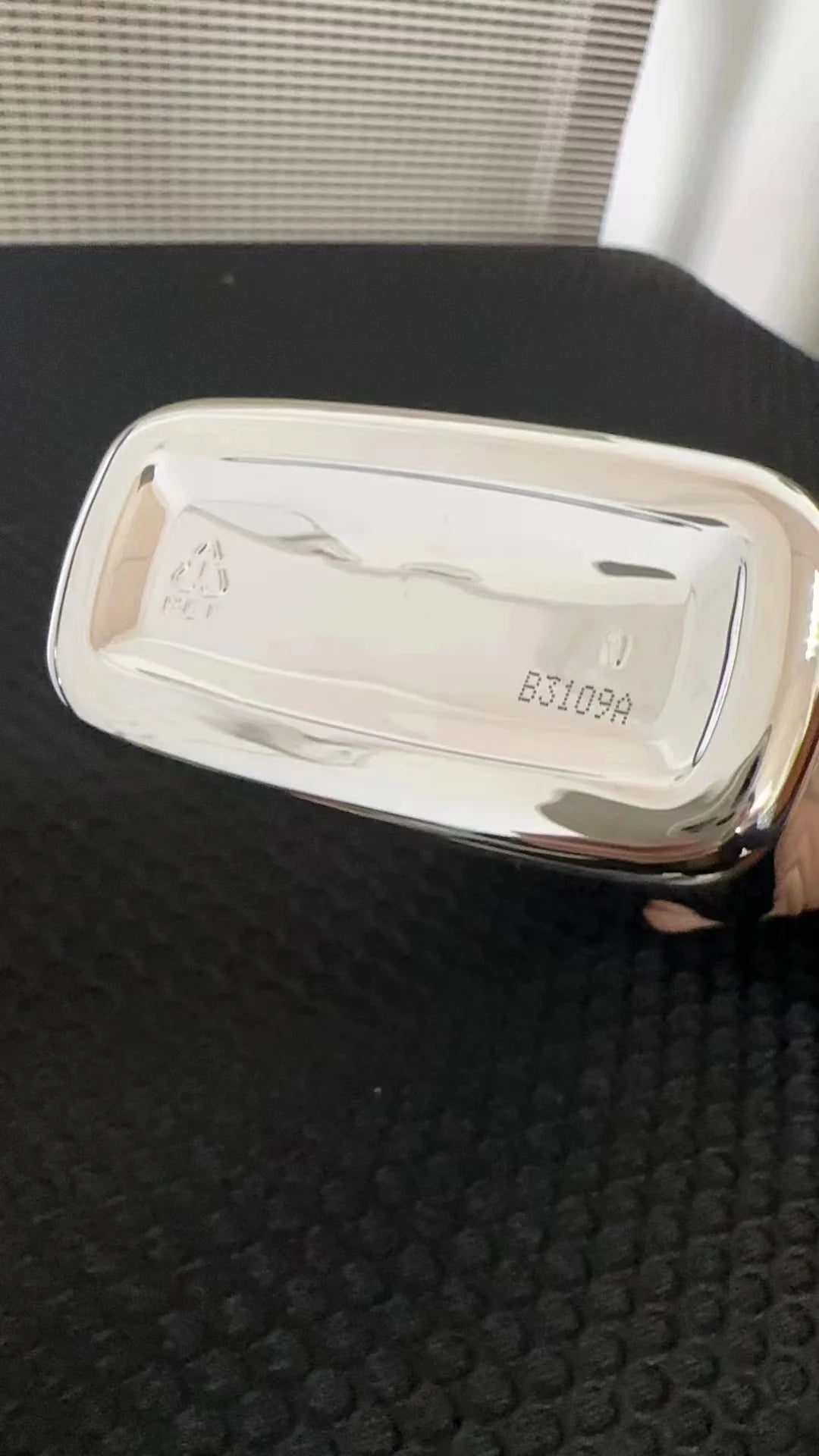 💦 Spray Natural para el Cabello — Hidratación, Brillo y Control del Encrespamiento (200 ml)